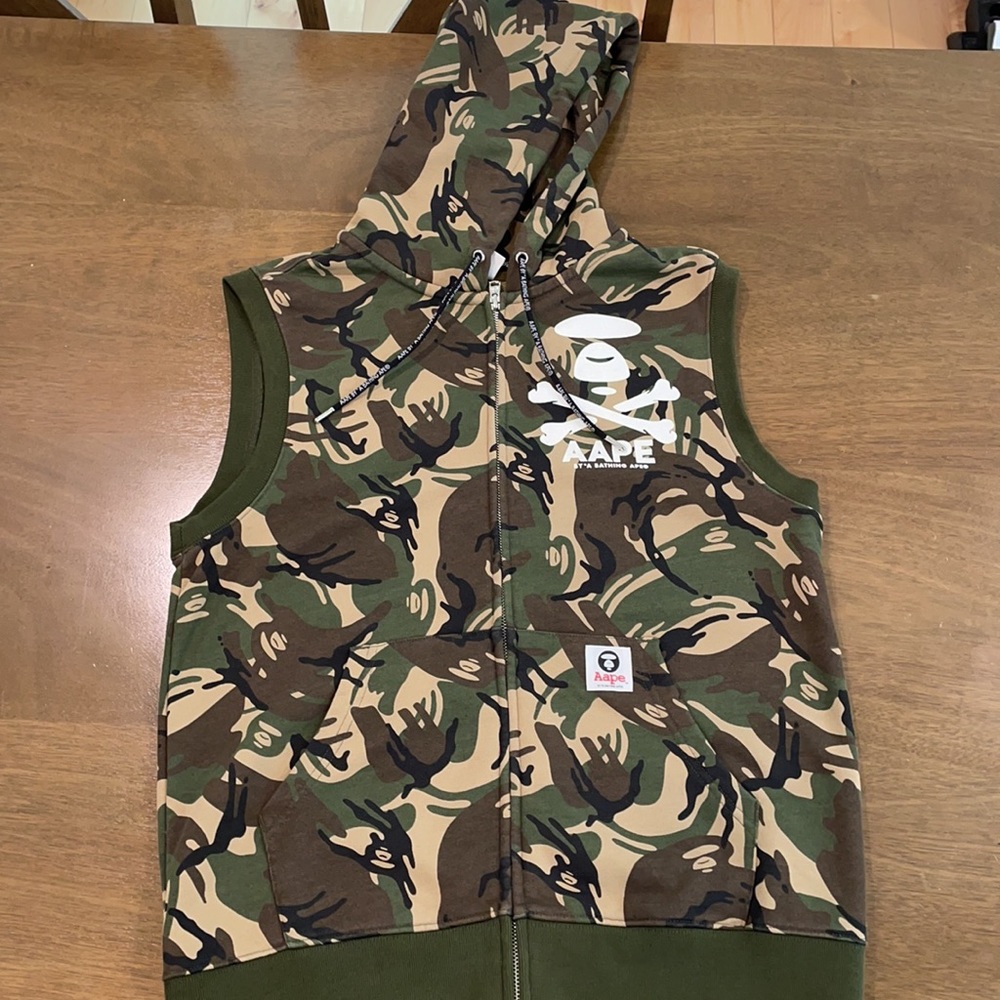 AAPE (BAPE) Camo Sleeveless Full Zip Hoodie